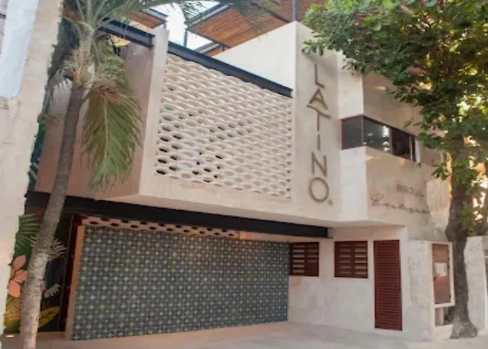 Collection O Latino Boutique Tulum Hotel 3*