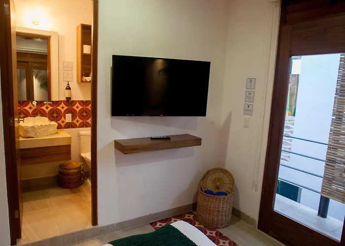 Hotel Collection O Latino Boutique