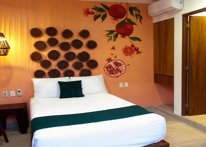 Collection O Latino Boutique Hotel 3*